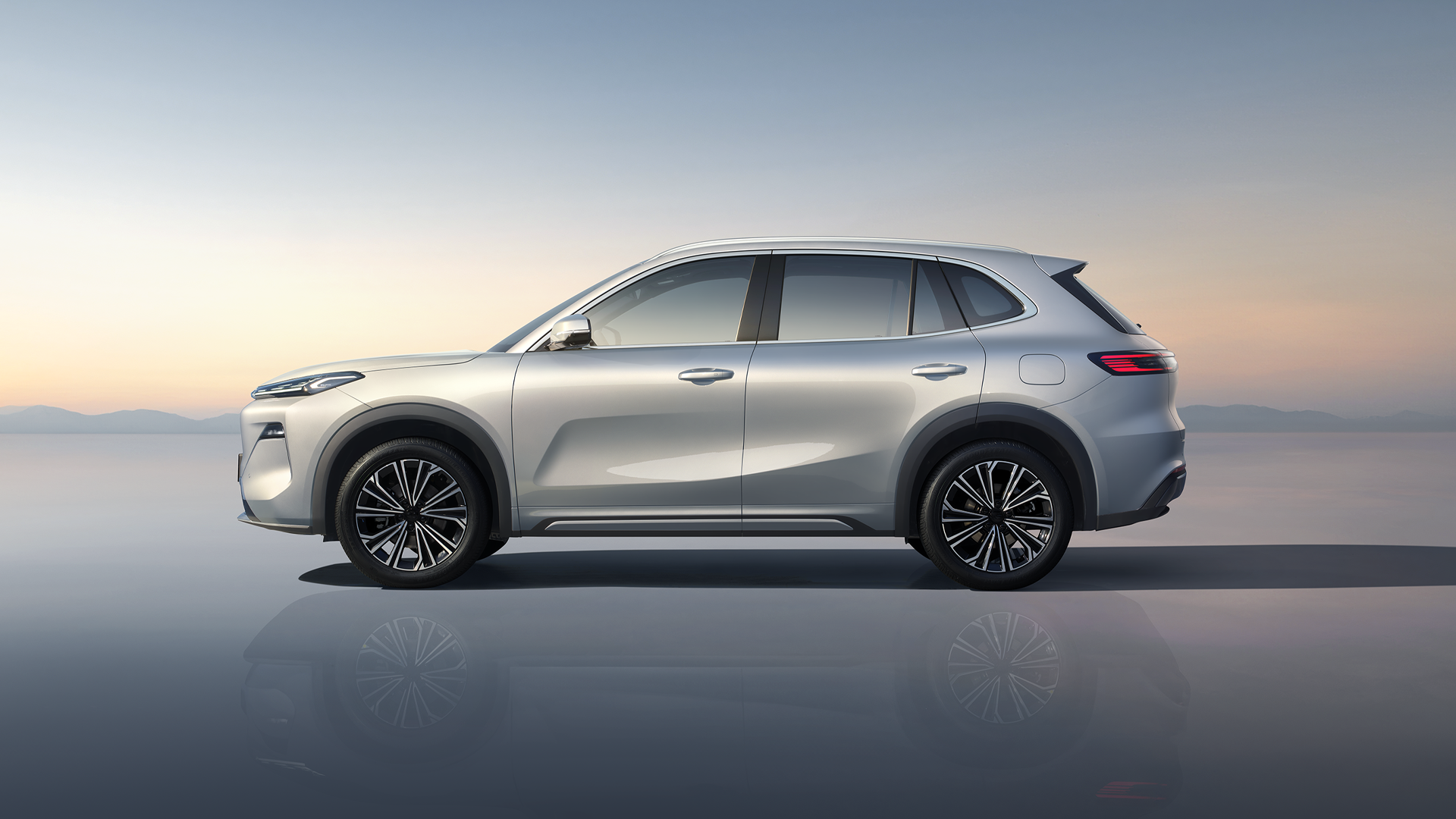 X80 PHEV баннер